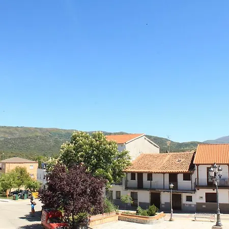 La Luna Aldeanueva del Camino